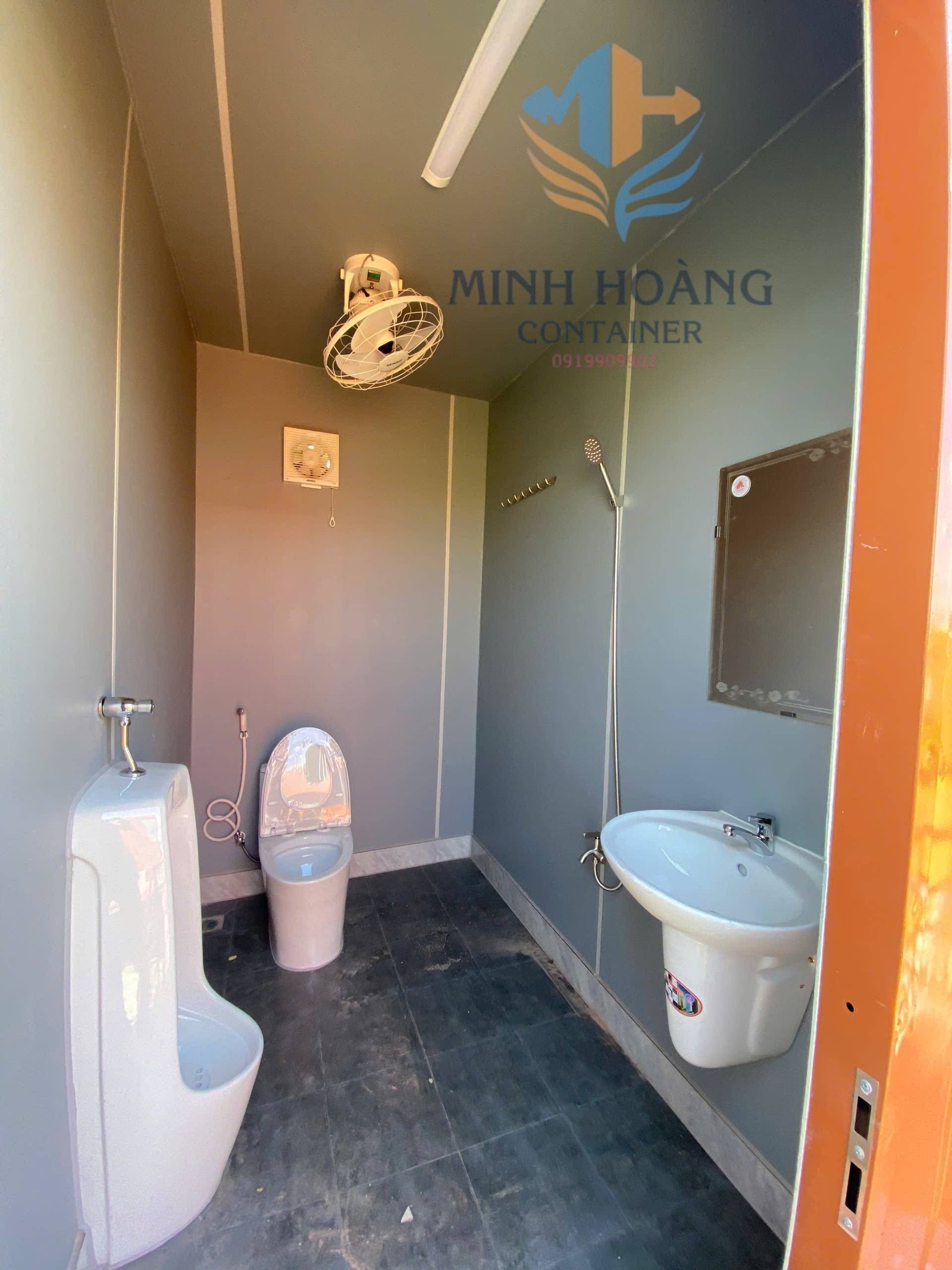 Container Toilet 10 Feet Nâu Chia 2 Phòng